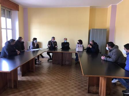Viabilità montana. Il presidente Solano incontra i sindaci del territorio a Brognaturo Viabilità montana. Il presidente Solano incontra i sindaci del territorio a Brognaturo
