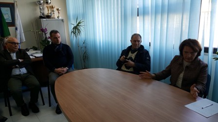 Criticità alla Cittadella scolastica. Incontro proficuo tra il presidente della Provincia di Vibo e i dirigenti dell’Alberghiero, del Professionale, del Geometra e dell’Industriale Criticità alla Cittadella scolastica. Incontro proficuo tra il presidente della Provincia di Vibo e i dirigenti dell’Alberghiero, del Professionale, del Geometra e dell’Industriale