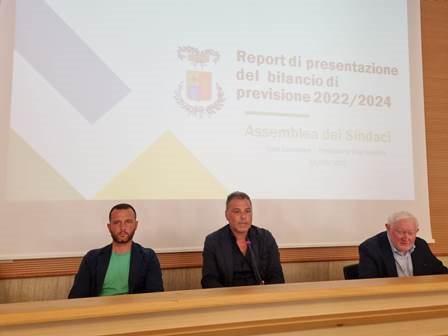 L’Assemblea dei sindaci della Provincia di Vibo Valentia dà il via libera all’approvazione del bilancio di previsione 2022/2024