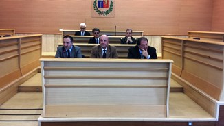 Provincia di Vibo Valentia. Avviata, su iniziativa del prefetto Giovanni Bruno, la discussione sul riordino della Polizia locale Provincia di Vibo Valentia. Avviata, su iniziativa del prefetto Giovanni Bruno, la discussione sul riordino della Polizia locale