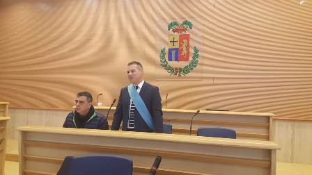 Provincia di Vibo Valentia. Il neo presidente Solano giura in Consiglio e comunica all’assise i punti cardine del suo mandato elettorale